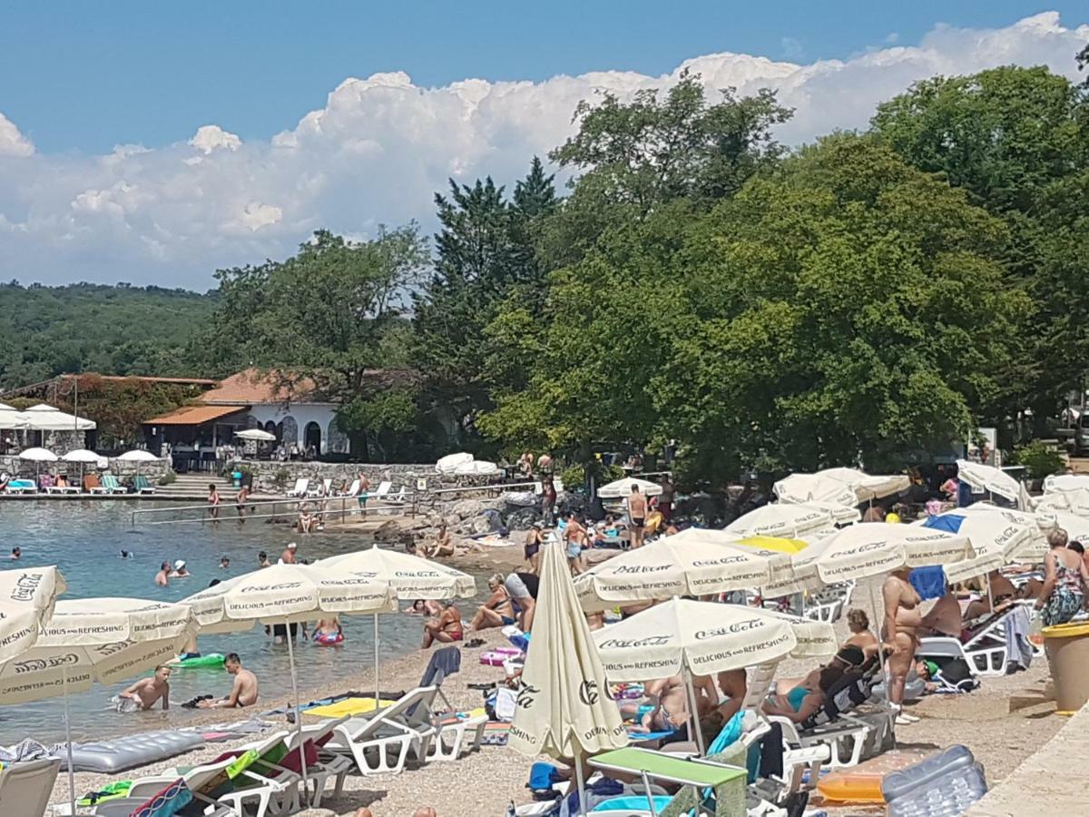 Vijon Lägenhet Njivice Exteriör bild